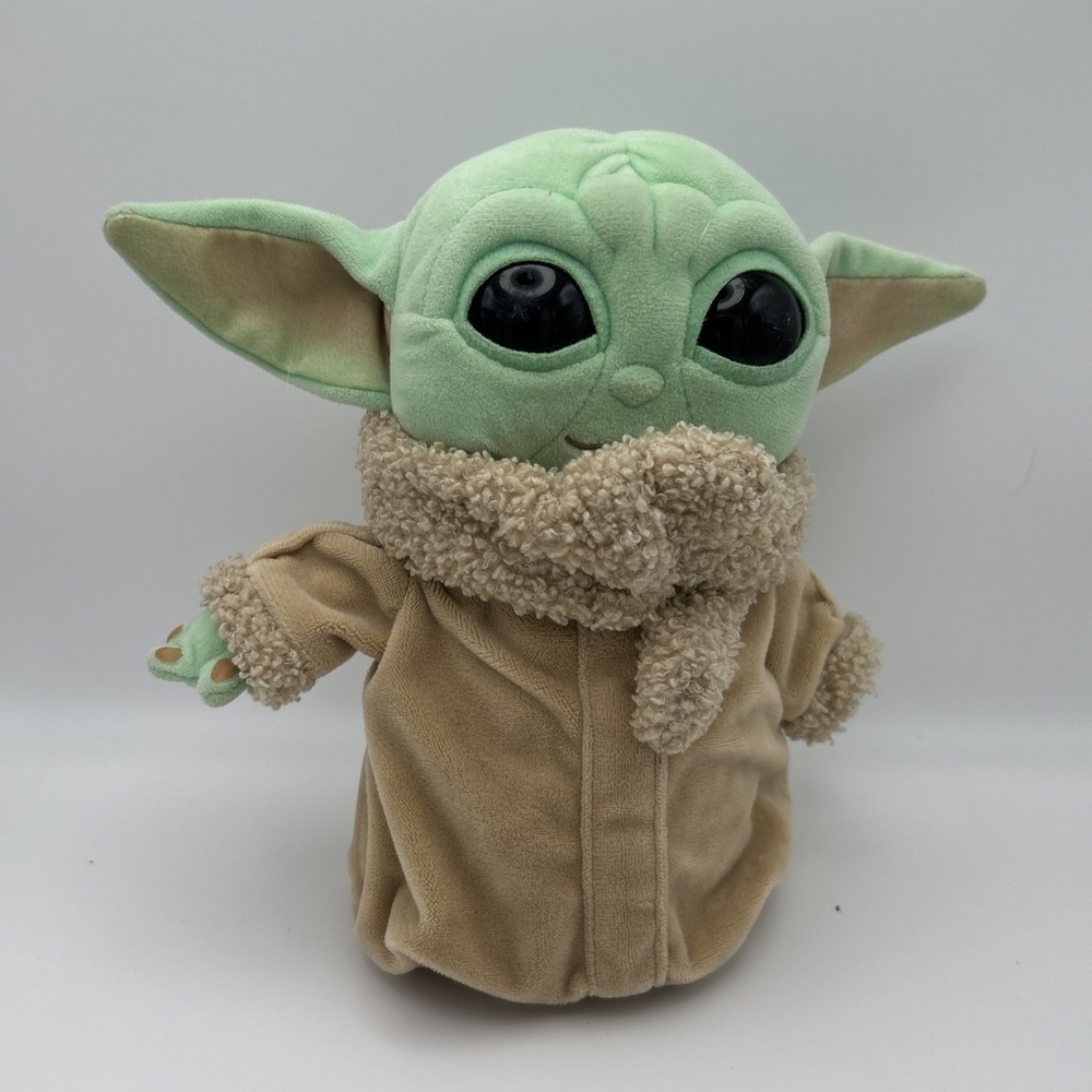 Baby Yoda Doll Star Wars The Mandalorian Force Awakens Plush Toys